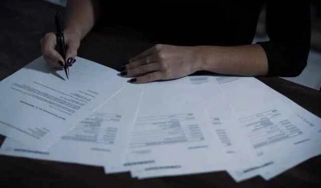 Jak odstąpić od faktury kupna samochodu i uniknąć problemów prawnych Jak odstąpić od faktury kupna samochodu i uniknąć problemów prawnych
