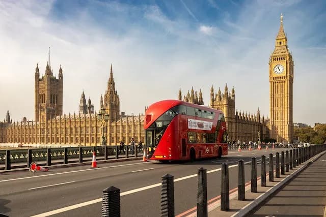 Gdzie złożyć wniosek o paszport w Londynie? Oto wszystko, co musisz wiedzieć Gdzie złożyć wniosek o paszport w Londynie? Oto wszystko, co musisz wiedzieć