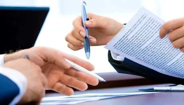 Co zrobić z testamentem u notariusza po śmierci? Kluczowe kroki i obowiązki Co zrobić z testamentem u notariusza po śmierci? Kluczowe kroki i obowiązki